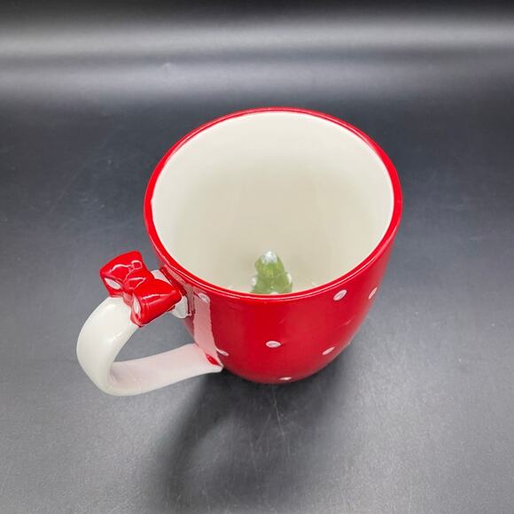 3D Global Design Kate Williams Christmas Mug with Tree Red & White Polka Dots - Picture 5 of 8